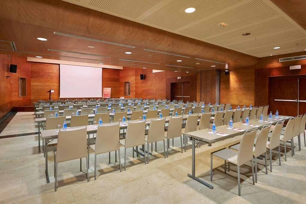 Palacio De Aviles Affiliated By Melia Зручності фото Meeting room